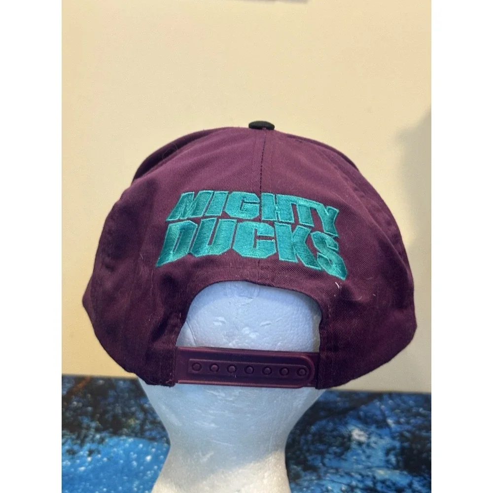 Vintage Mighty Ducks SnapBack‎ Hat